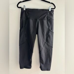 Lululemon Cropped Black Leggings